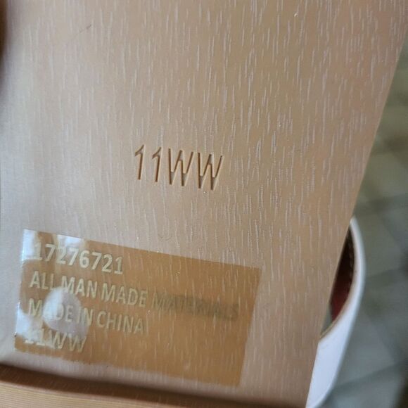 *Torrid Women's sandals, Pink, Size 11WW, NWT - Picture 5 of 5